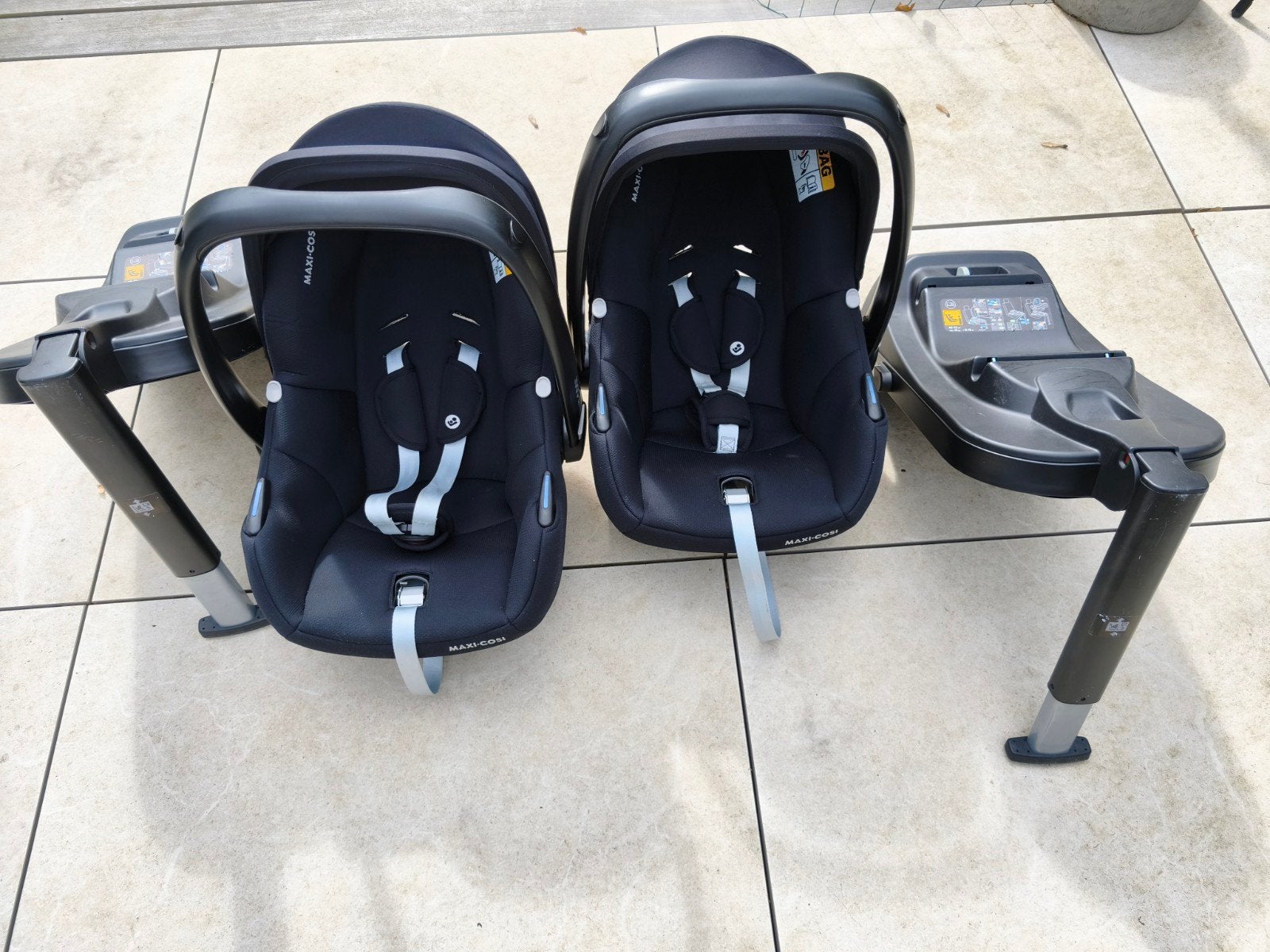 2 Maxi-Cosi CabrioFix + base Isofix, Ophalen, Gebruikt, Maxi-Cosi, Isofix