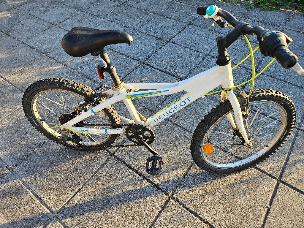 Vélo 6 à 8 ans Peugeot 20 pouces avec 6 vitesses, Vélos & Vélomoteurs, Frein sur jante, Enlèvement, Utilisé, 20 pouces ou plus