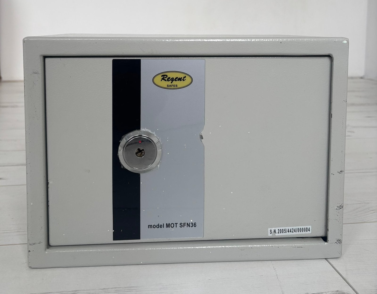 Regent Safes kluis – met sleutels – perfecte werking, Maison & Meubles, Extincteurs & Coffres-forts, Comme neuf, Enlèvement