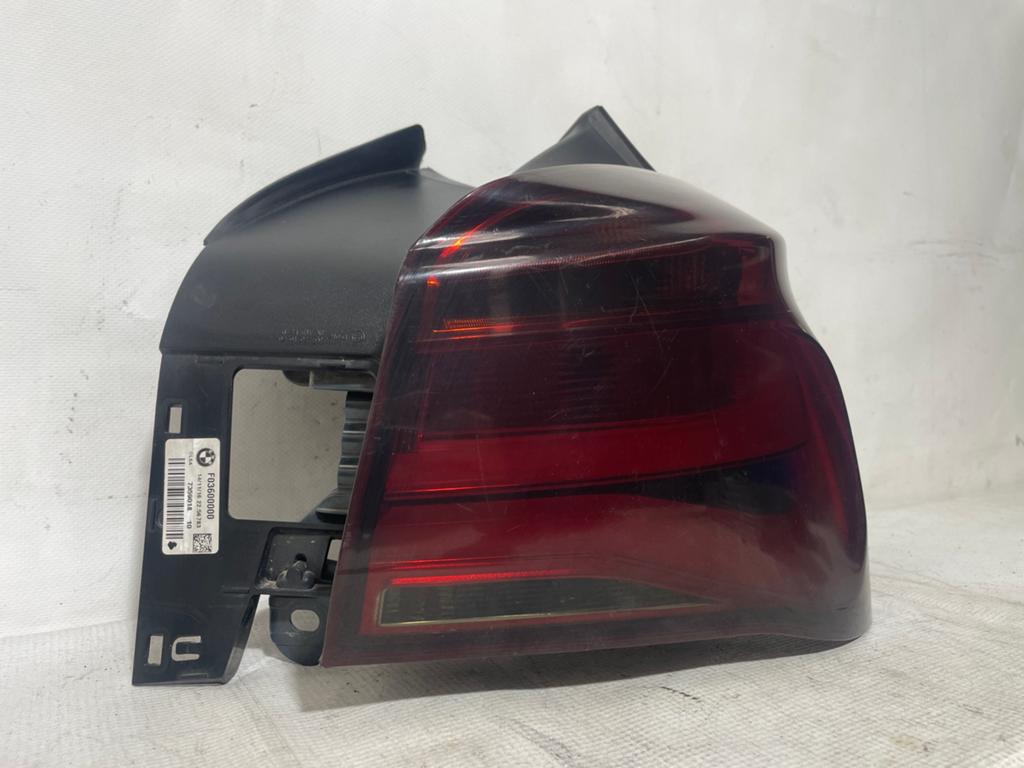 BMW BMW F20 LCI 7359018 rechter achterlichten, Auto-onderdelen, Ophalen, Gebruikt, BMW