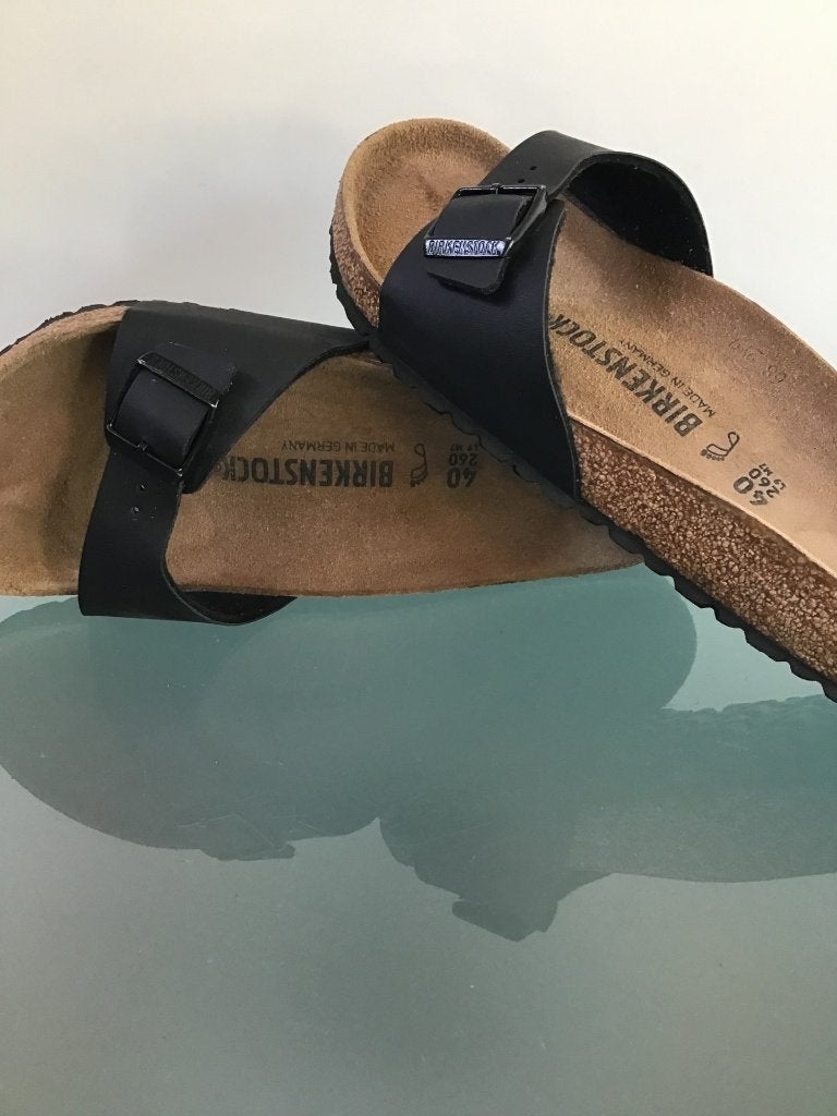 Birkenstock 40 | Chaussons noirs Madrid | Livraison gratuite, Comme neuf, Envoi, Birkenstock, Sandales de bain