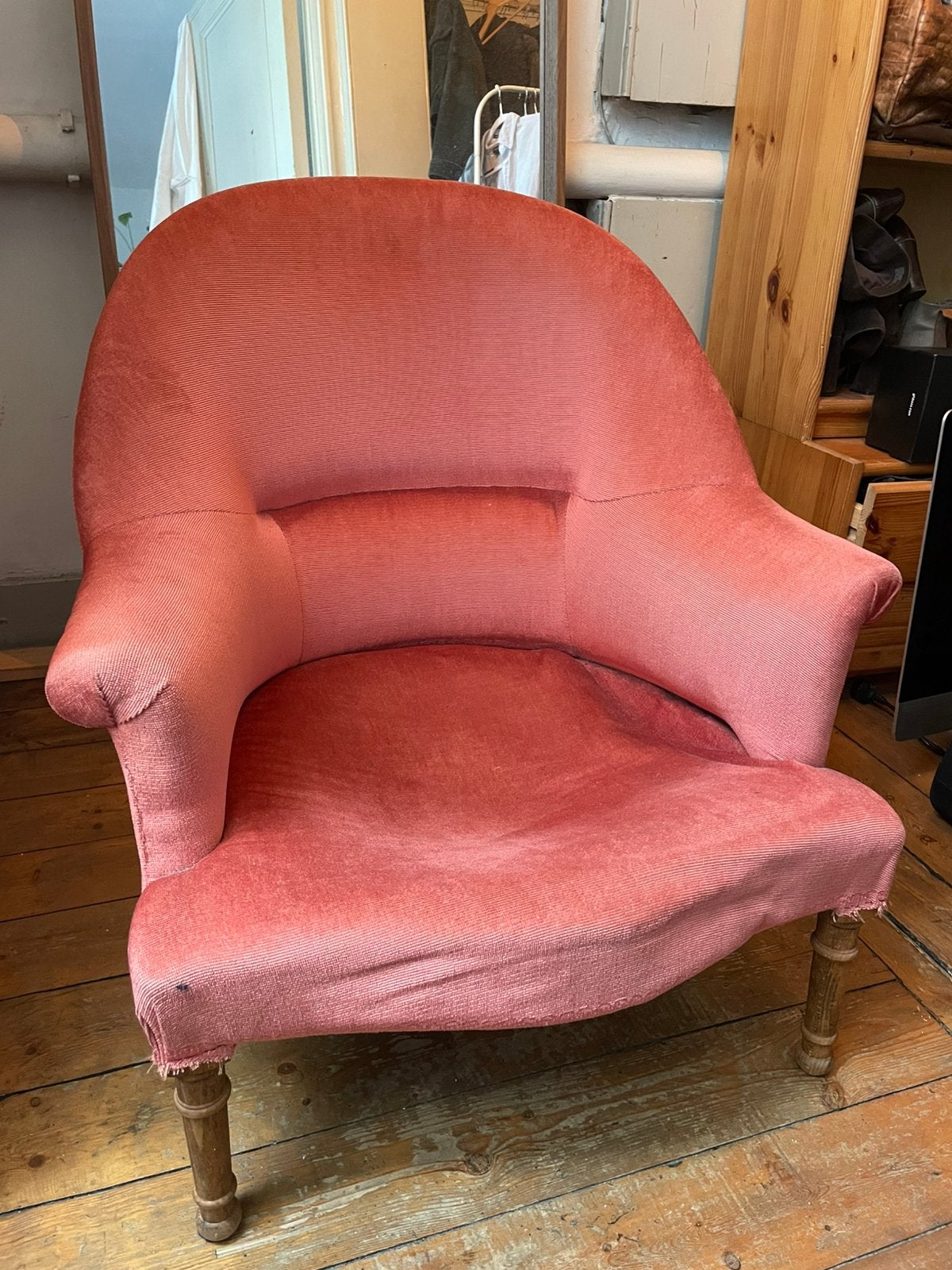 Fauteuil vintage rose en tissu avec pieds en bois, Bois, Moins de 75 cm, Enlèvement, Utilisé