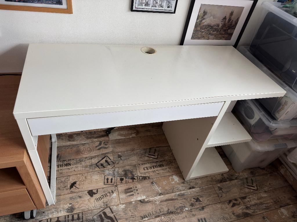 Bureau blanc avec rangements, Ophalen, Gebruikt, 120 cm, 50 cm
