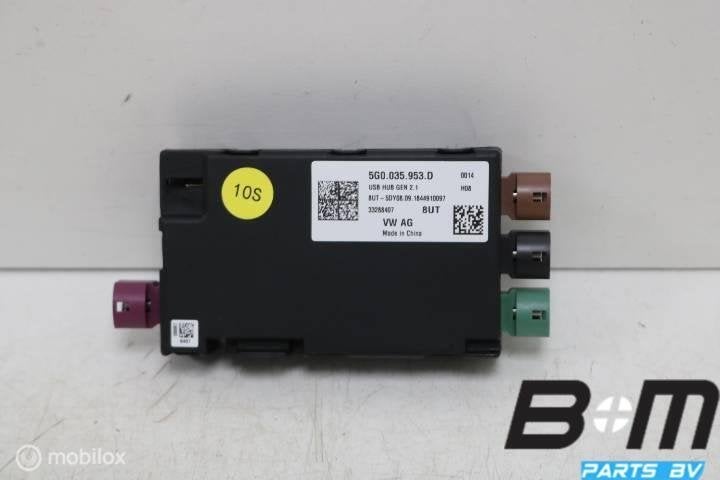 USB hub met spanningsomvormer VW Golf 7 5G0035953D, Utilisé