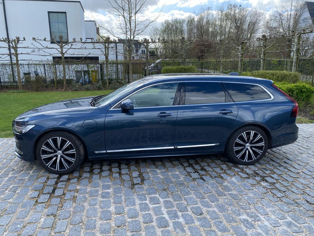 Volvo V90 T6 AWD RECHARGE INSCRIPTION, Auto's, Volvo, Automaat, V90, 1969 cc, Blauw