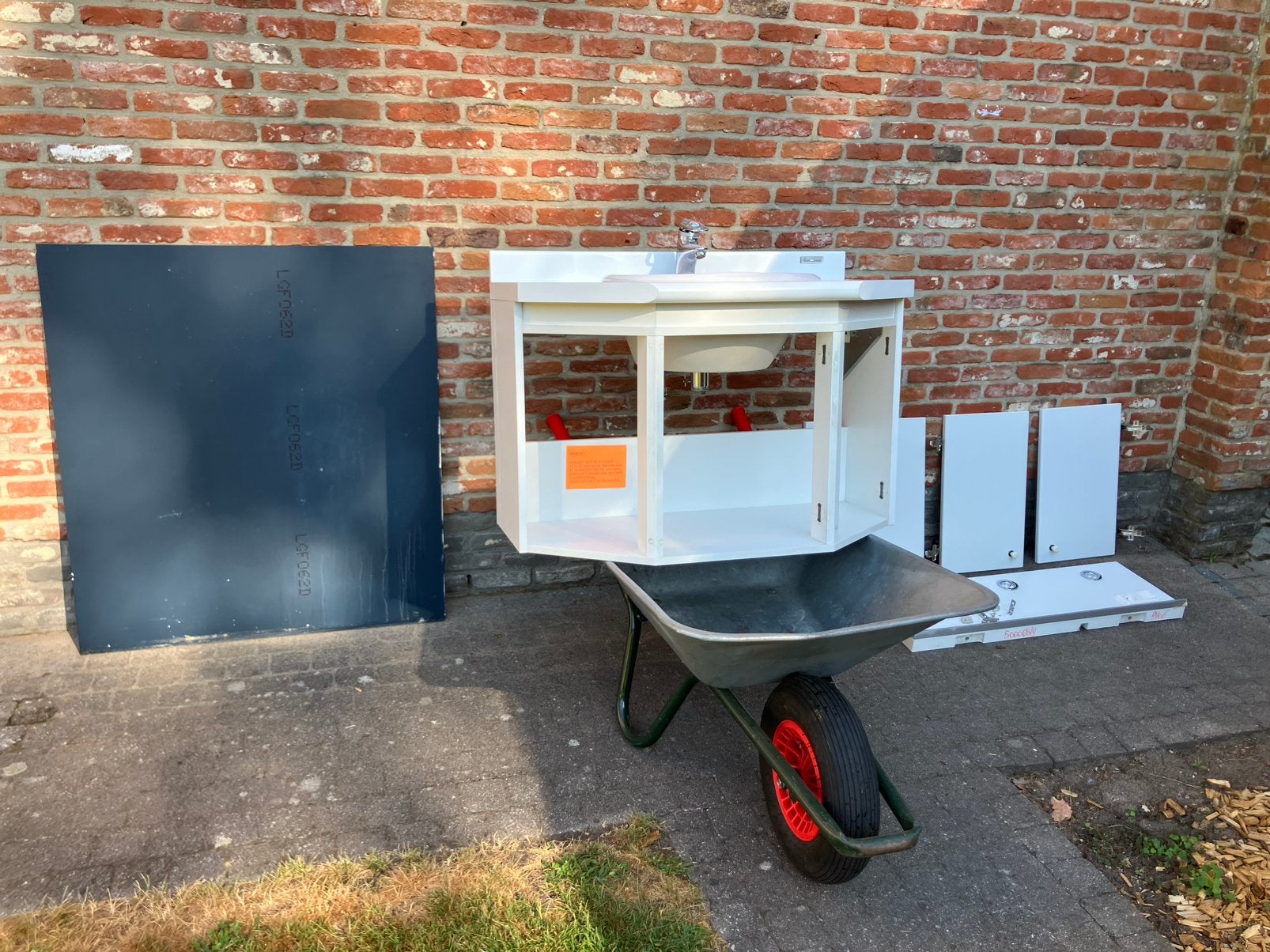 Gratis lavabo+spiegel+verlichting, Enlèvement, Utilisé, Meuble lavabo