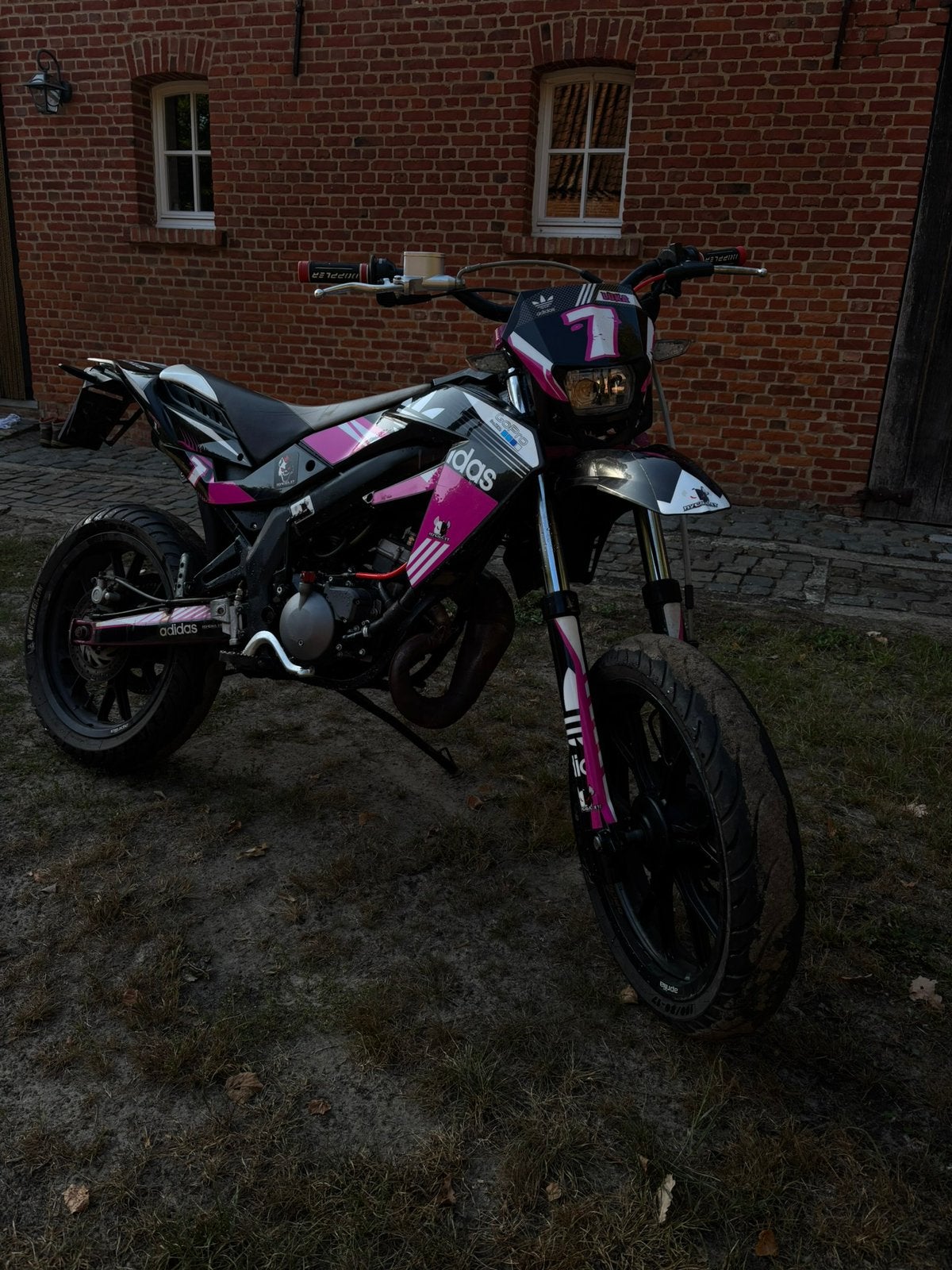 Aprilia sx 50 2T (2015), Fietsen en Brommers, 6 versnellingen, Gebruikt, 50 cc, Ophalen