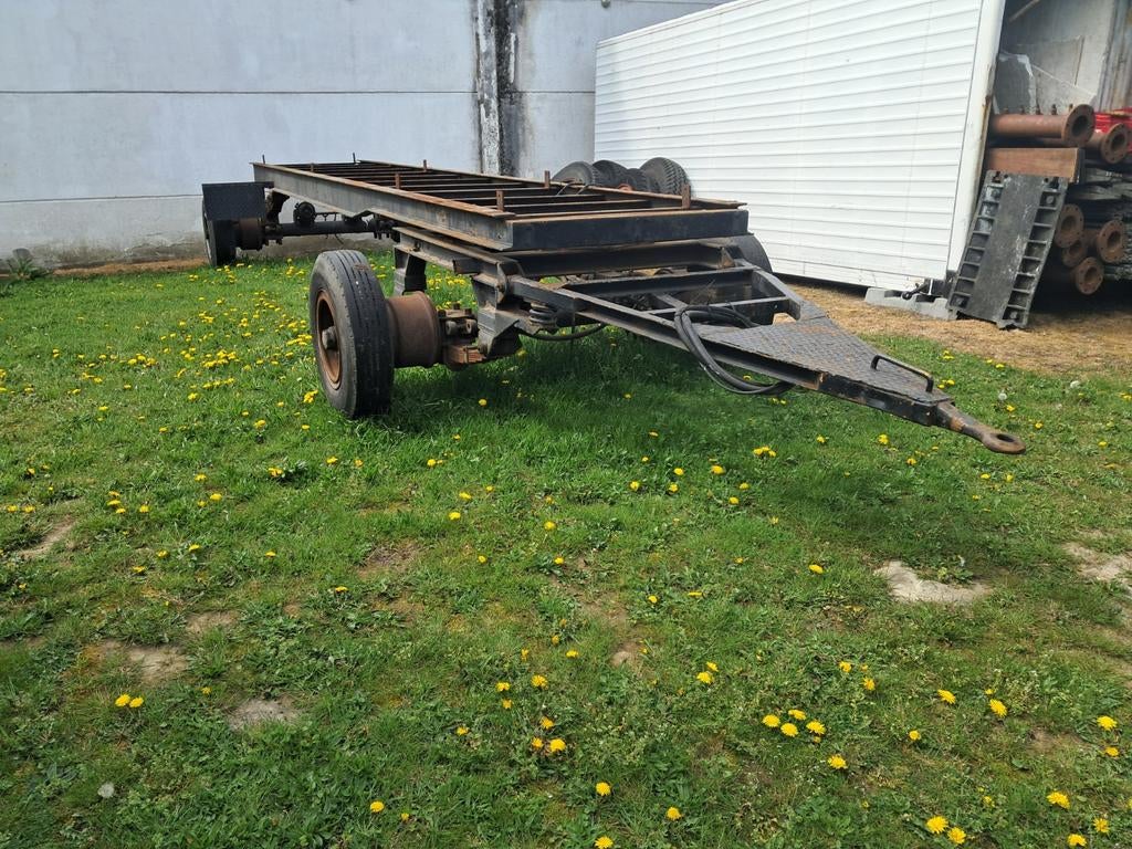 Aanhangwagen Chasis 7meter, Ophalen