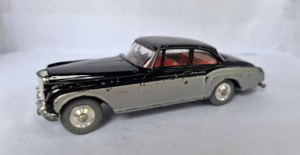 Bentley Continental Sports Saloon Corgi Toys., Collections, Enlèvement ou Envoi, Utilisé, Voitures