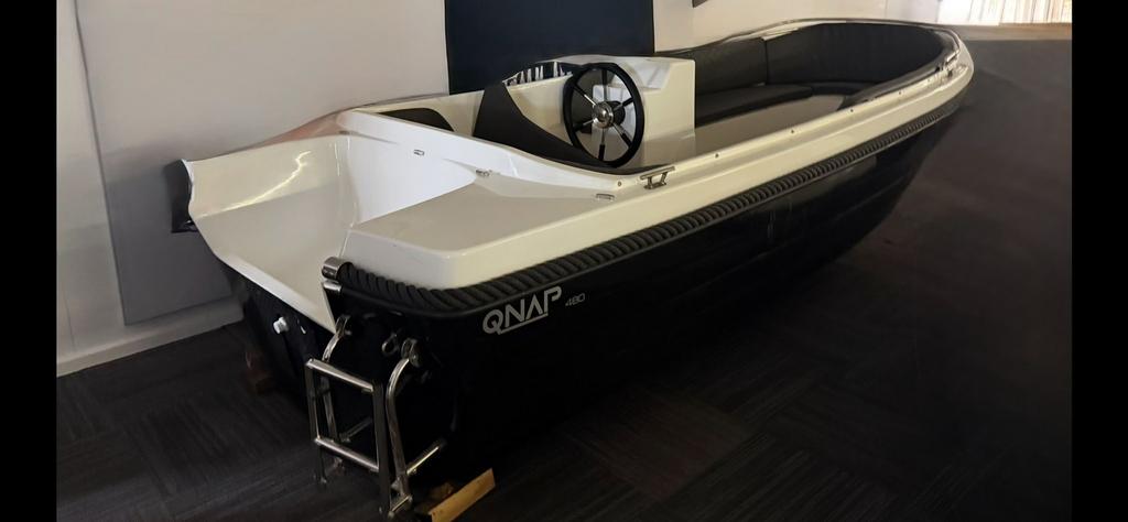 Sloep Qnap 480. Nieuw, Watersport en Boten, Geen motor, Nieuw, Ophalen of Verzenden, 3 tot 6 meter