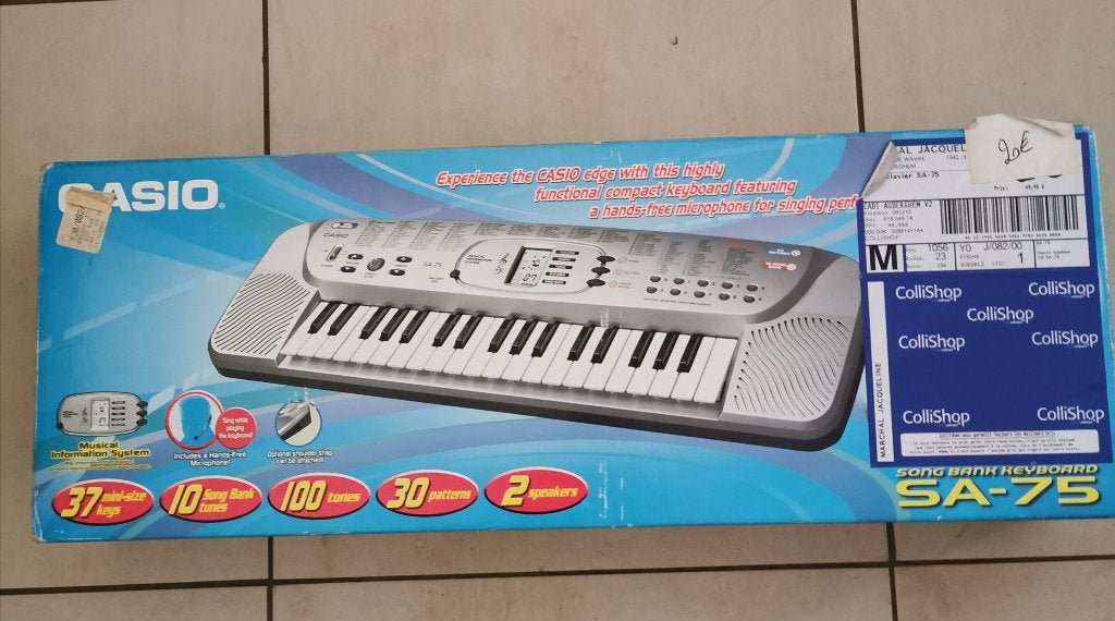 Casio SA-75 synthesizer/toetsenbord, Muziek en Instrumenten, Keyboards, Ophalen of Verzenden, Zo goed als nieuw, Overige aantallen