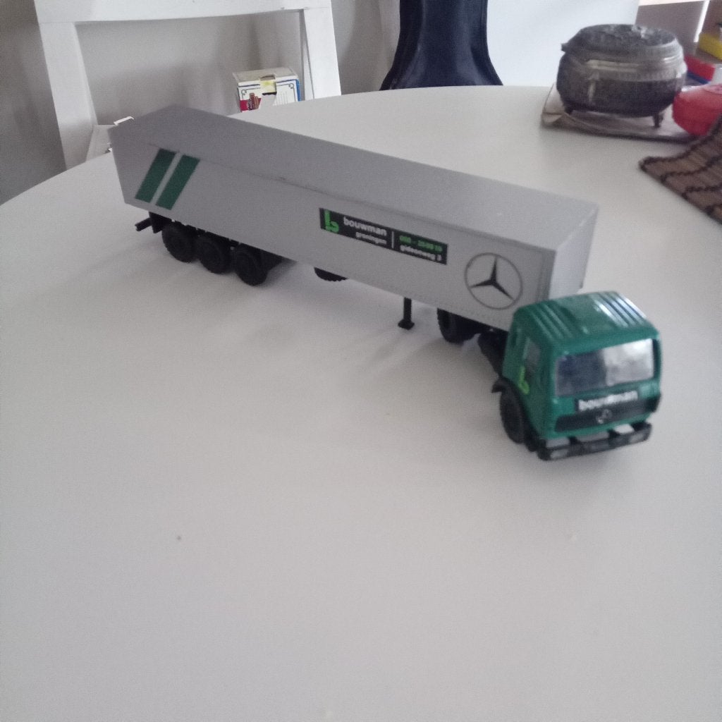 NZG MERCEDES -BOUWMAN GRONINGEN-1/50, Envoi, NZG