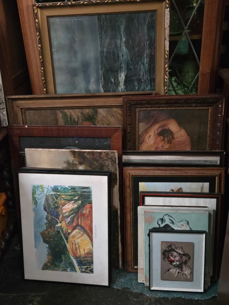 Lot de anciennes  tableaux