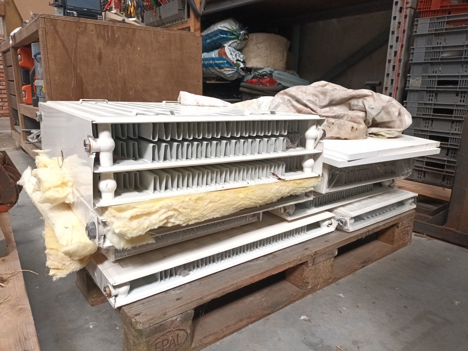 Radiatoren, Bricolage & Construction, Tuyaux & Évacuations, Enlèvement