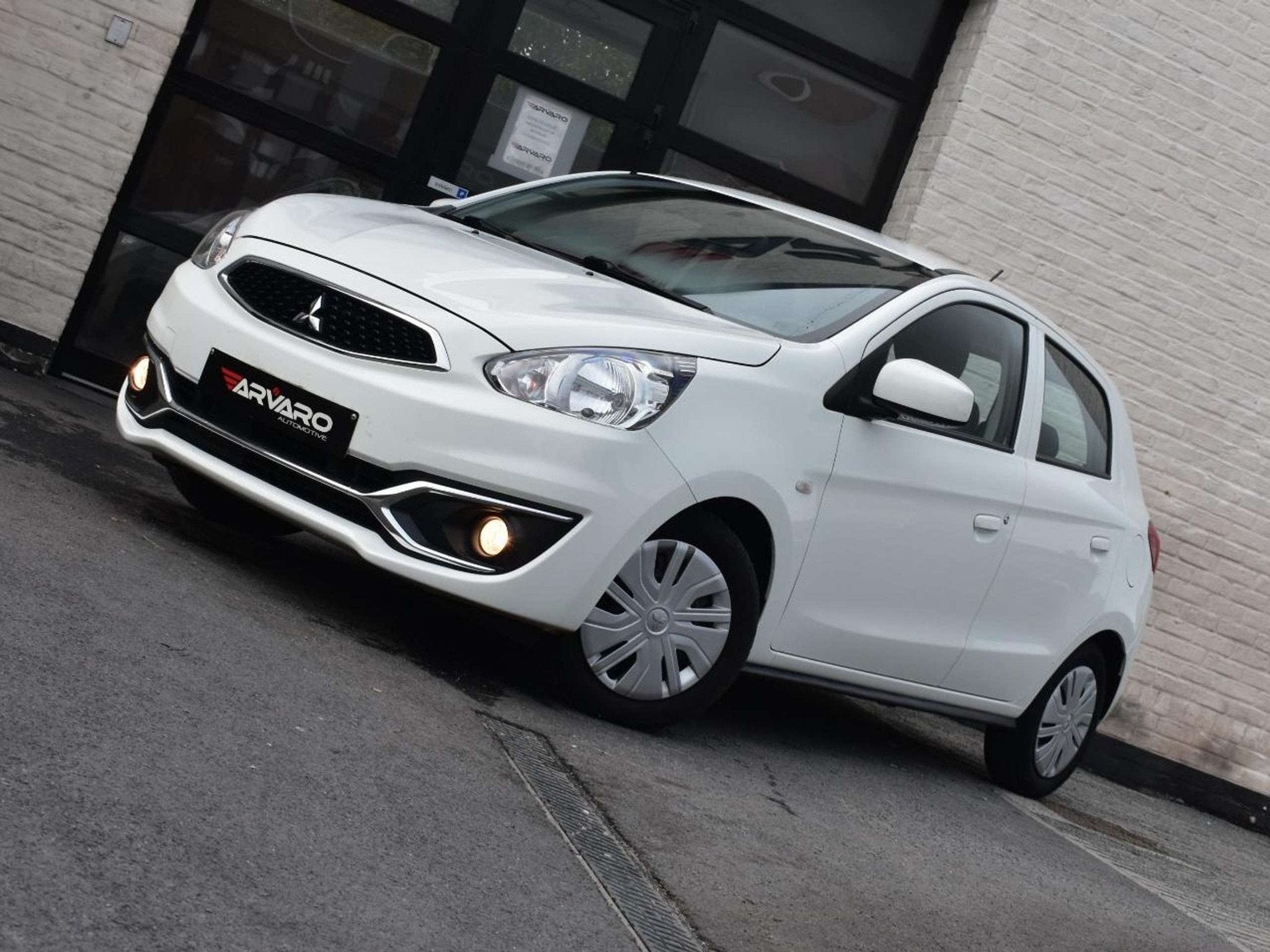 Mitsubishi Space Star 1.0i ClearTec Intro / Airco / 1e Eig /, Autos, Achat, Entreprise, Boîte manuelle, Noir