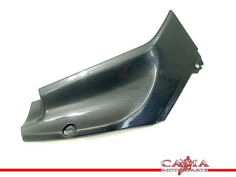 CARENAGE INTERNE PANNEAU GAUCHE Yamaha (4VX-2837L-00), Dhr. S. di Majo, Utilisé, Info@cama-motorparts.nl, P.J. Troelstraweg 8 8
3144 CX  MAASSLUIS, NL