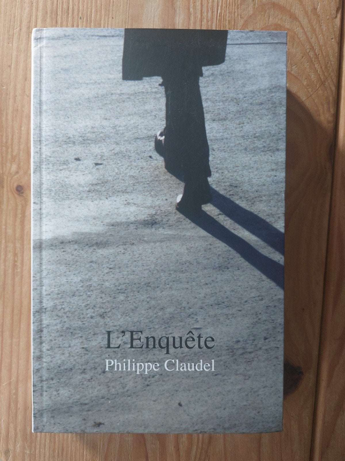 L'enquête de Philippe Claudel, Ophalen, Gelezen