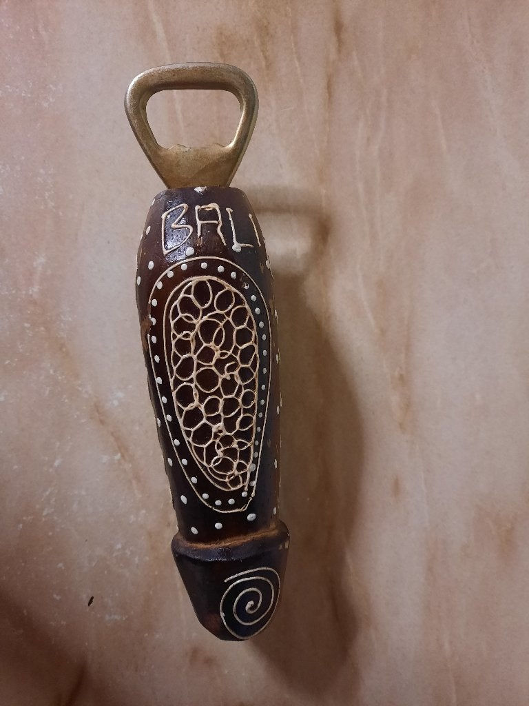 mooie houten flessenopener souvenier bali, Ophalen of Verzenden