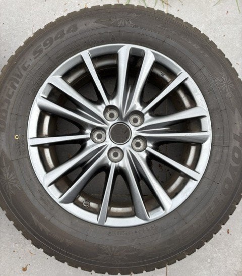 Winterband Toyo op velg 17' Mazda. 225/65R17. Nieuw, Auto-onderdelen, Ophalen, Banden en Velgen, Nieuw, 17 inch
