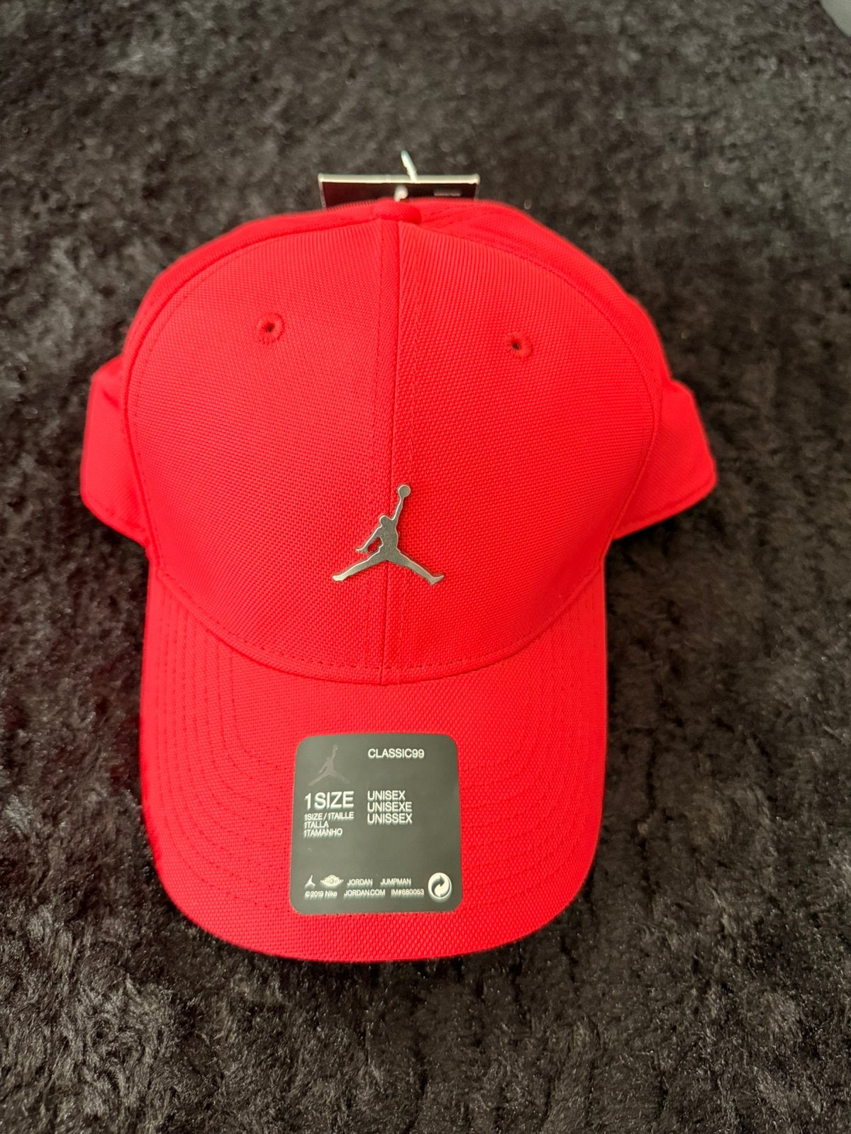 Casquette Air Jordan Rouge – Neuve avec étiquette – 15€, Vêtements | Hommes, Chapeaux & Casquettes, Enlèvement ou Envoi, Comme neuf