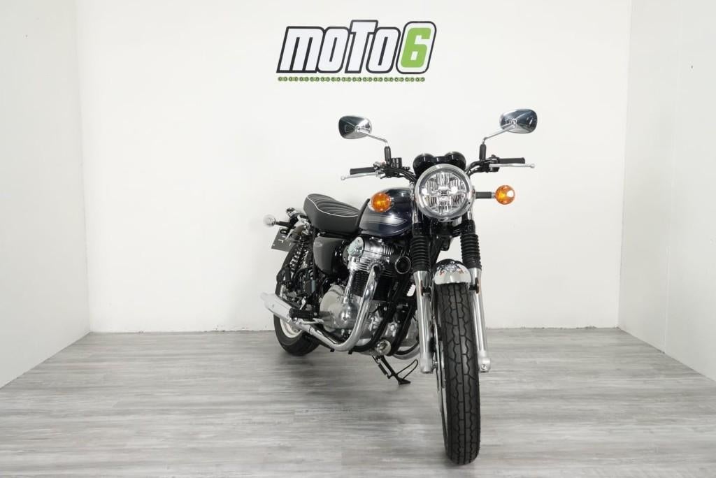 Moteur de démonstration Kawasaki W800, Motos, Motos | Kawasaki, Entreprise, Occasion, 800 cm³, 2 cylindres