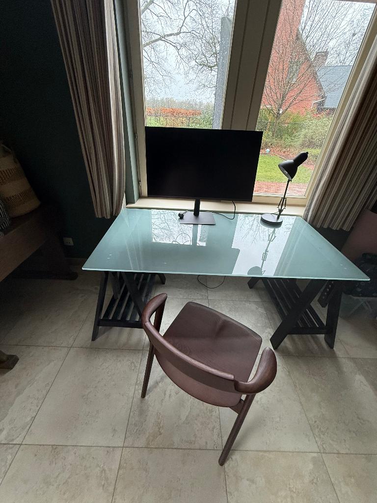 Matglas bureau met schragen, Huis en Inrichting, Ophalen, Demontabel, Gebruikt, 150 cm