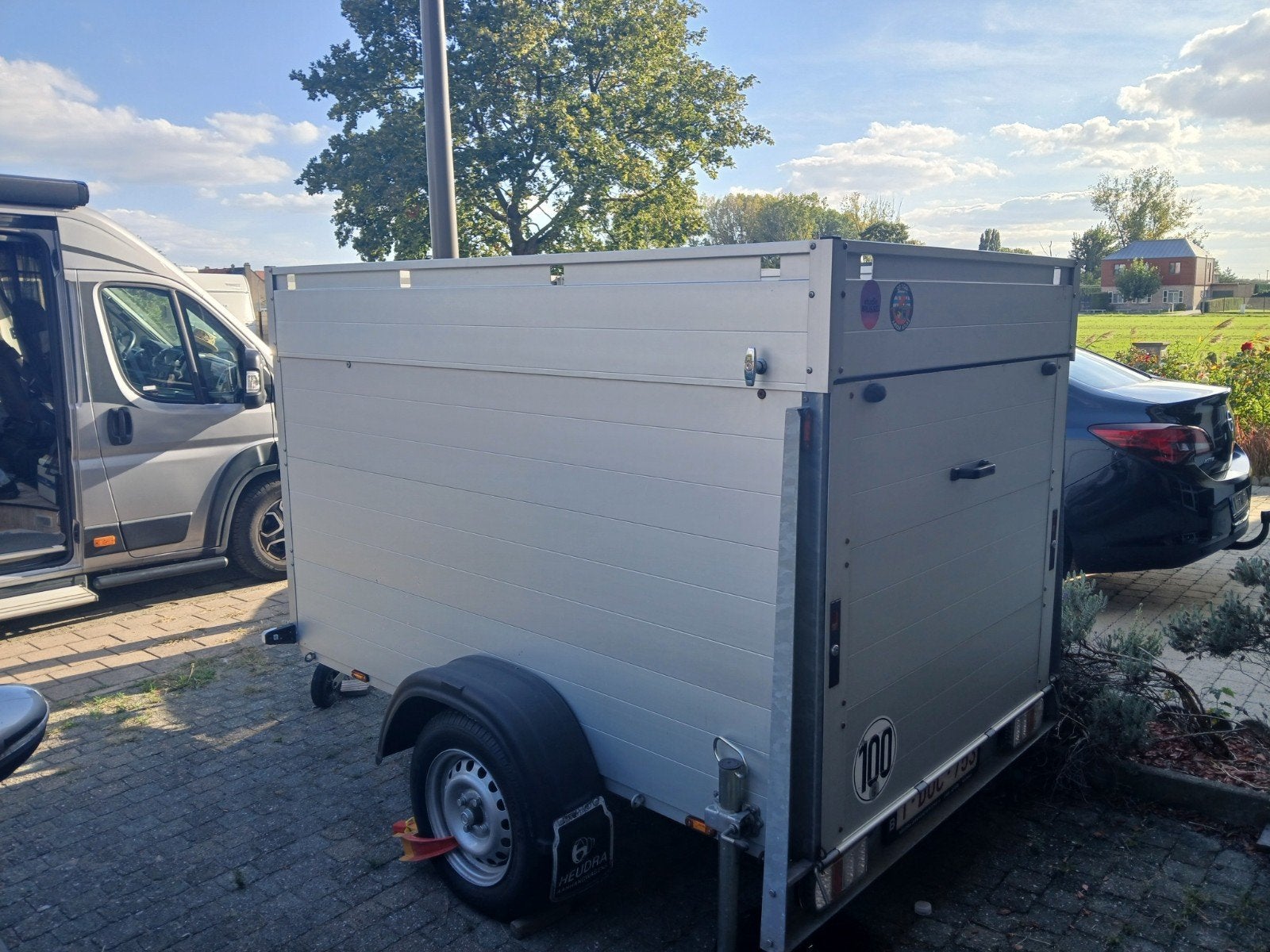 aanhanger bagagewagen mod louben / anssems, Ophalen