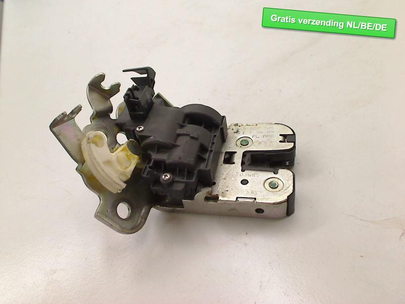 ACHTERKLEPSLOT Audi A4 Avant (B8) (8K9827505), Gebruikt, Achterklep, Dhr. R. de Gouw, Audi