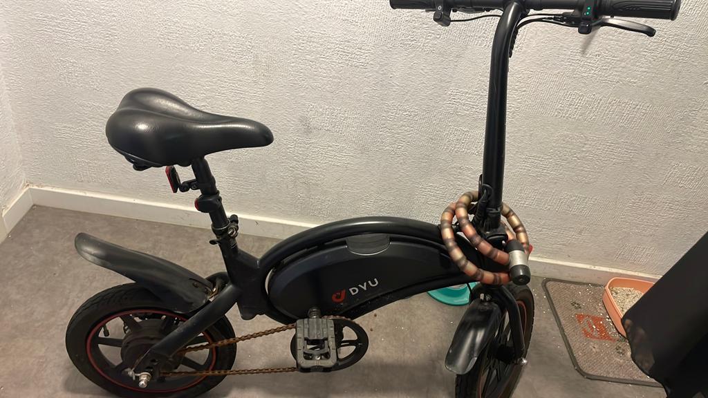 Dyu, Fietsen en Brommers, Ophalen of Verzenden, Zo goed als nieuw