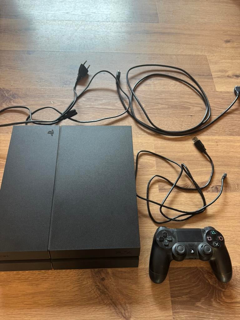 Ps4, Ophalen, Gebruikt, Met 2 controllers