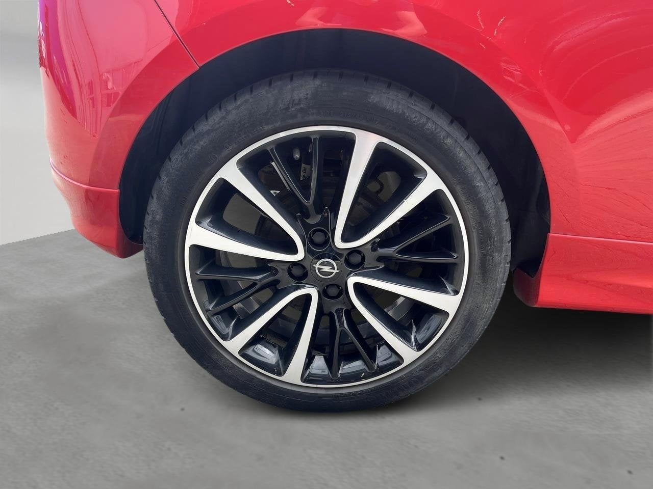 Opel Corsa 1.0 TURBO ecoFLEX MT6 90pk OPC Line, Auto's, Voorwielaandrijving, Stof, Gebruikt, https://public.car-pass.be/vhr/35d7d0a1-e337-4eaa-a1ff-565448016319