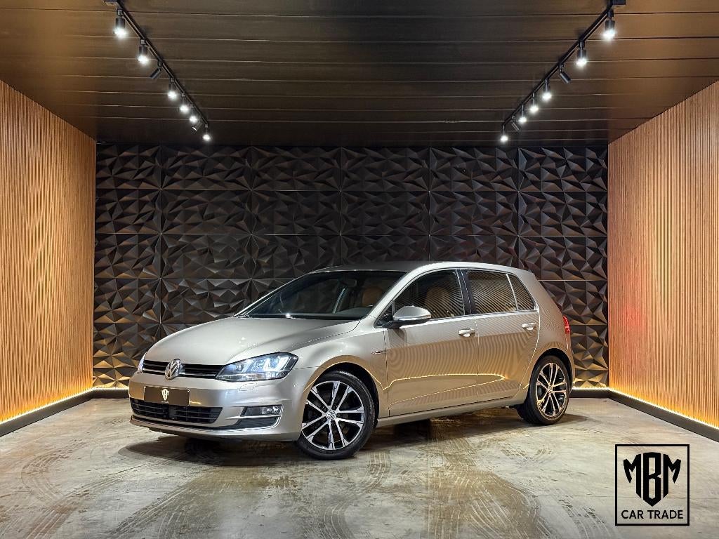 ✅Vw Golf 7 1.6 TDi GARANTIE Edition ACC Xenon Leder ZVerwarm, Auto's, Volkswagen, Voorwielaandrijving, Euro 5, 4 cilinders, 1290 kg