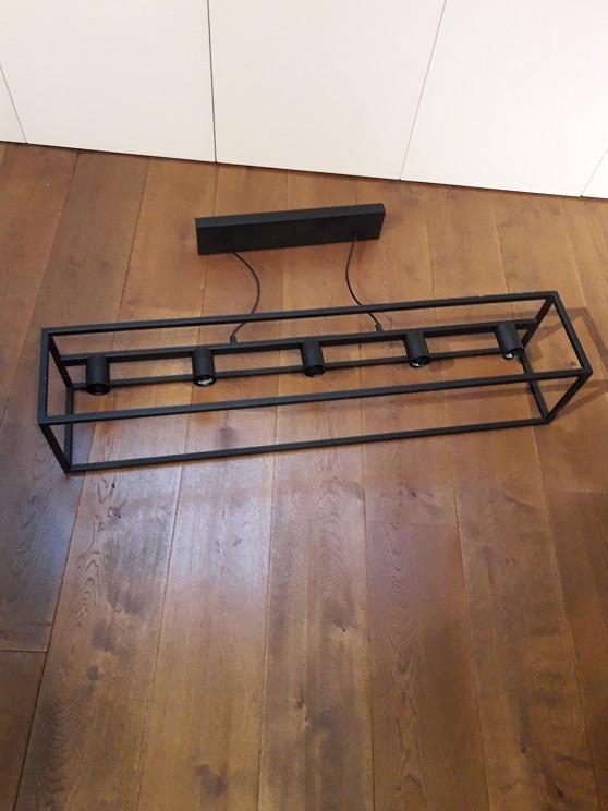 Lustre moderne en acier, Huis en Inrichting, Lampen | Kroonluchters, Ophalen, Zo goed als nieuw, Metaal, Mederne