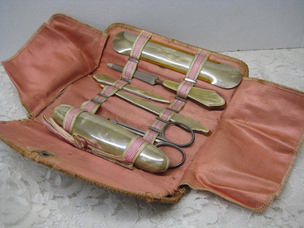 MANICURE SET ANTIEK, Antiek en Kunst, Ophalen of Verzenden
