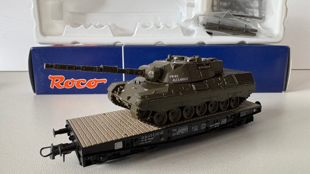 CHAR LEOPARD 1 DE L'ARMÉE NÉERLANDAISE SUR WAGON NS - ROCO, Neuf, Wagon, NS, Roco