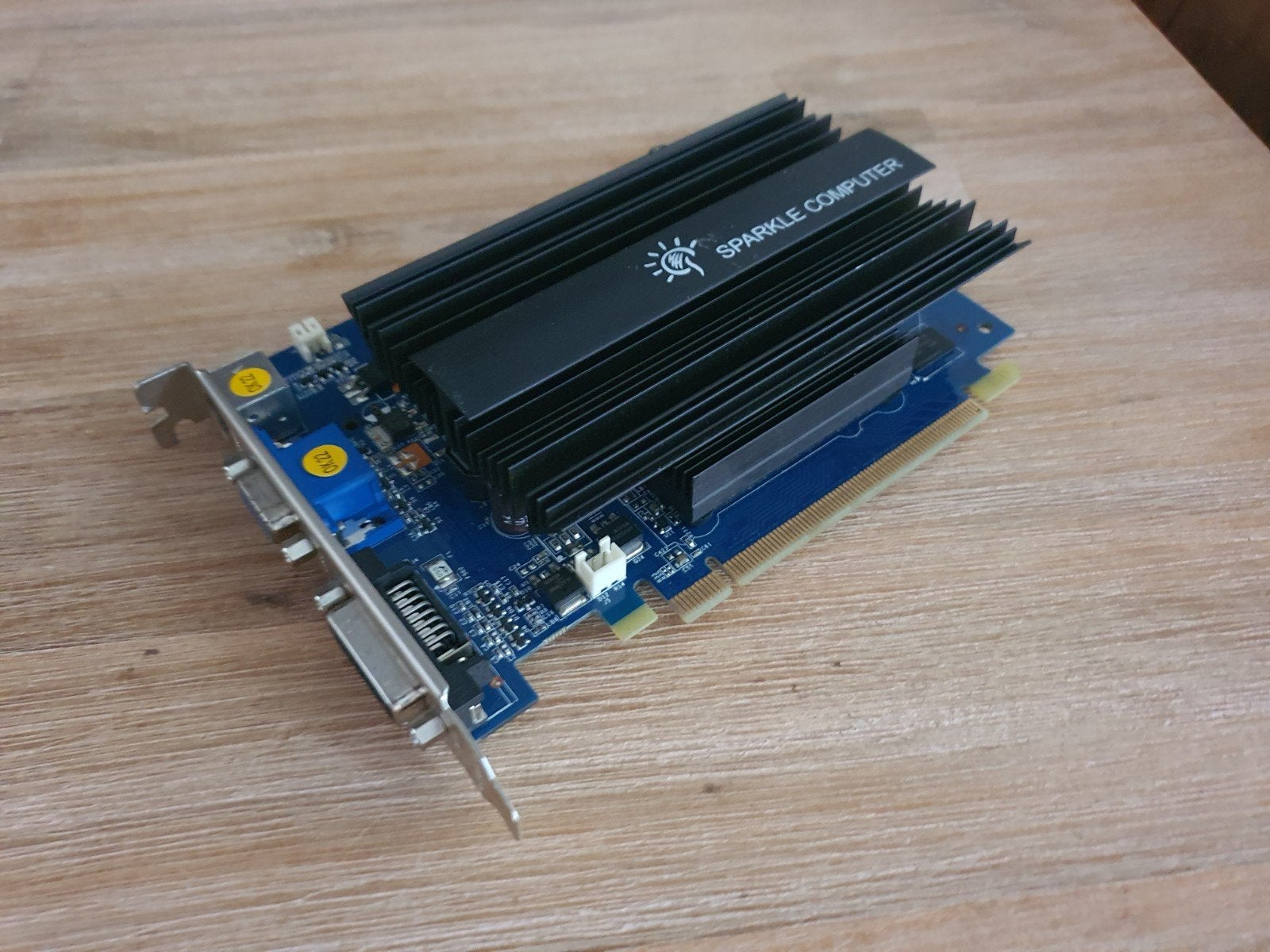 nvidea geforce 9500GT pcie, Informatique & Logiciels, Ordinateurs Vintage, Enlèvement