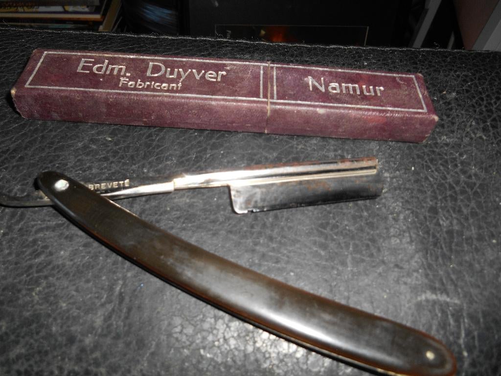 Rasoir coupe chou vintage EDM Duyer Namur, Enlèvement ou Envoi