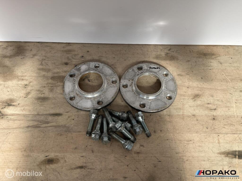 Spoorverbreders BMW 5x120 - 10mm met bouten, Gebruikt, Einsteinlaan 5 rijswijk, Bmw, Ophalen of Verzenden