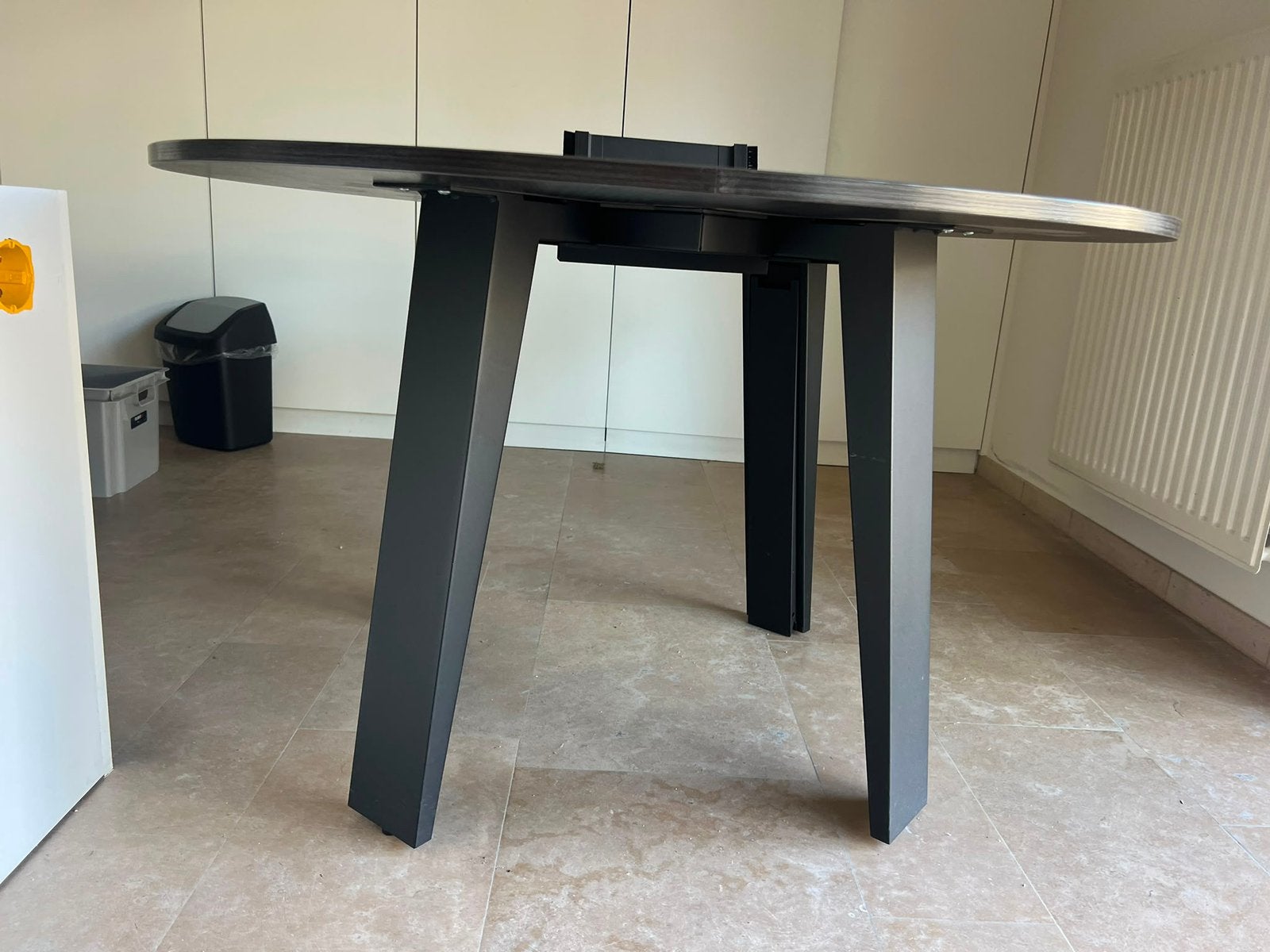 Ronde tafel met diameter 120 cm, Ophalen, Zo goed als nieuw