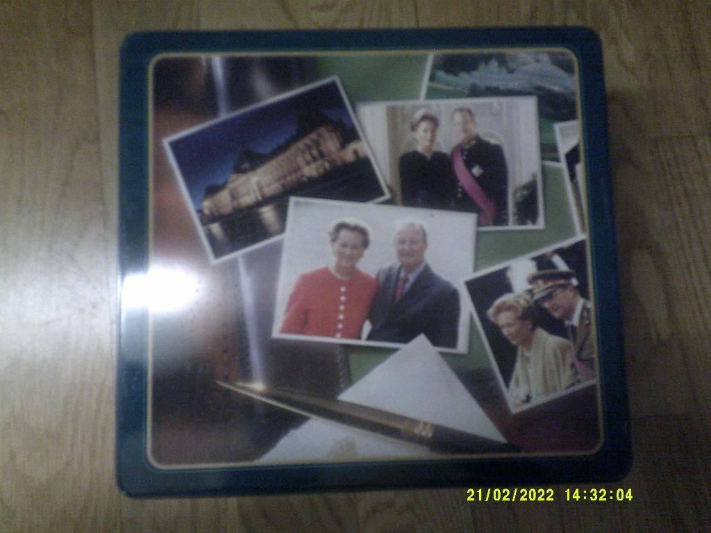 Blik Koning Albert II en Paola, Verzamelen, Ophalen of Verzenden, Zo goed als nieuw, Overige typen