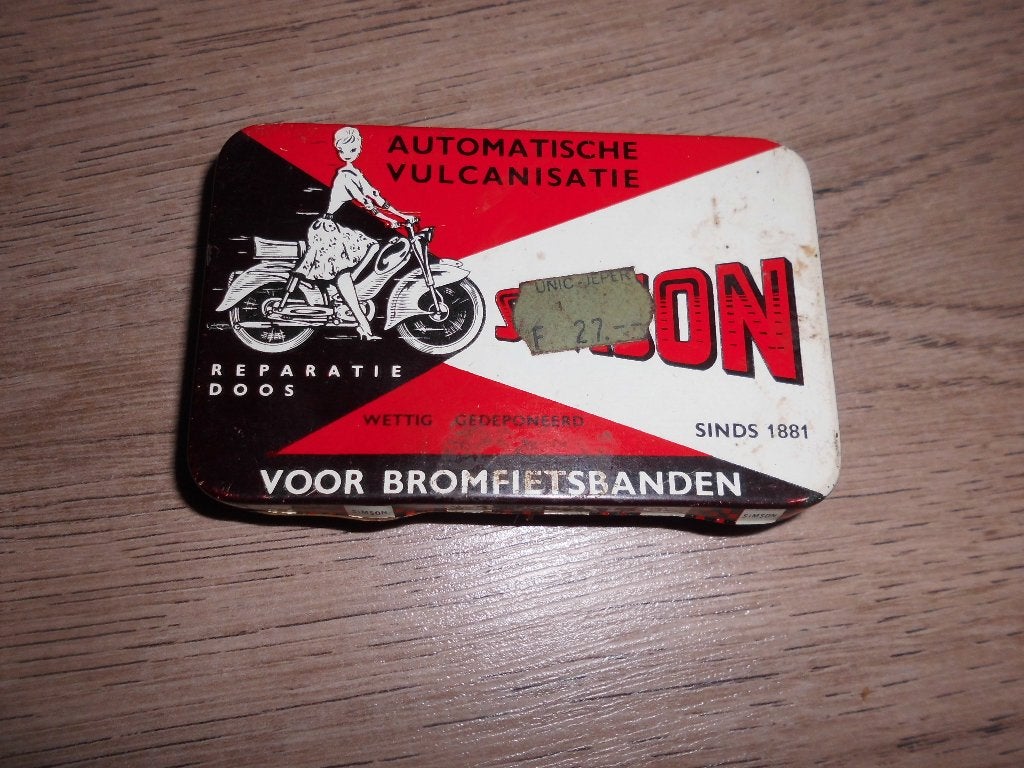 ancienne boite metal SIMSON kit reparation mobylettes, Collections, Enlèvement ou Envoi