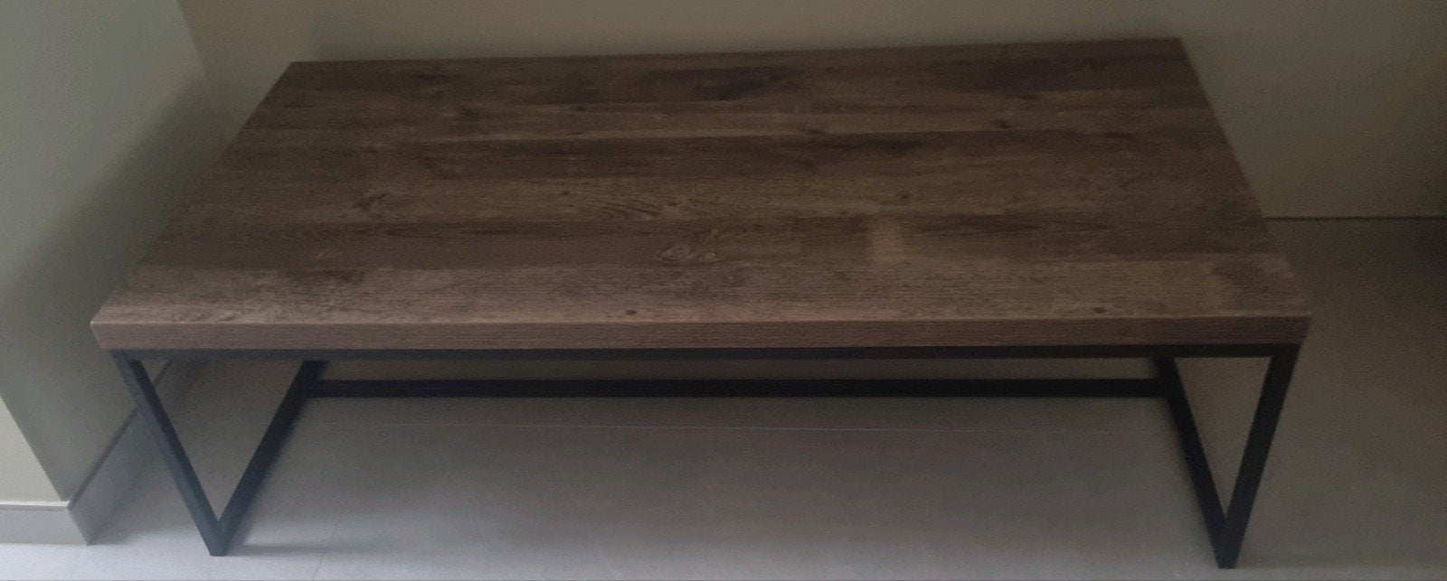 Table basse relax 2 places et meuble TV, Maison & Meubles, Tables | Tables de salon, 100 à 150 cm, Comme neuf, Enlèvement, 50 à 100 cm