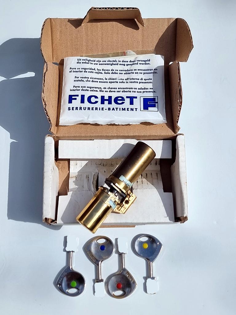 FICHET 787 MONOBLOC-cilinder + 4 sleutels, Ophalen of Verzenden, Gebruikt, Overige materialen, Overige typen