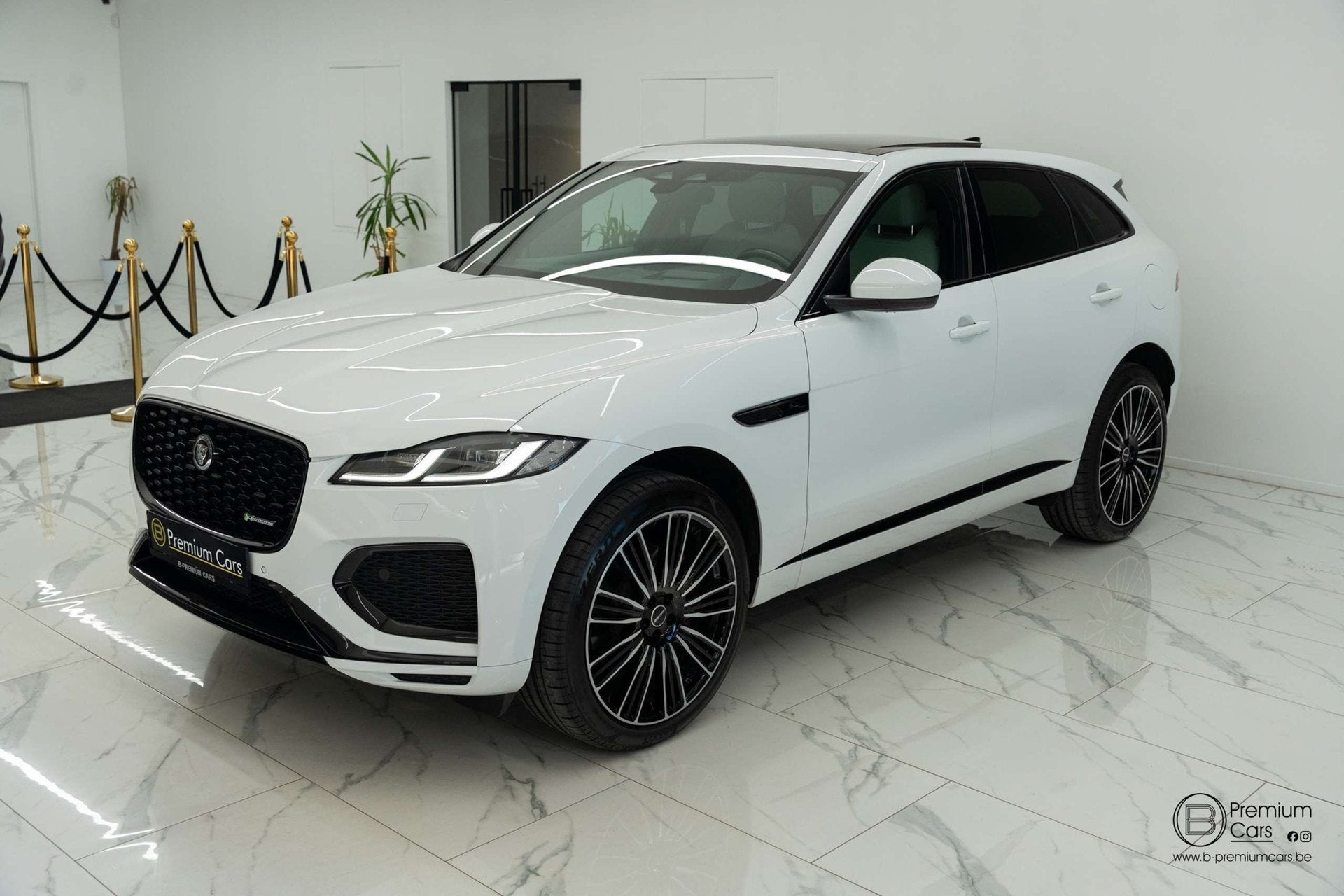 Jaguar F-Pace AWD P400e! R-Design! ACC! Ultra full options!, Autos, Jaguar, Achat, Entreprise, Entretenue par le concessionnaire