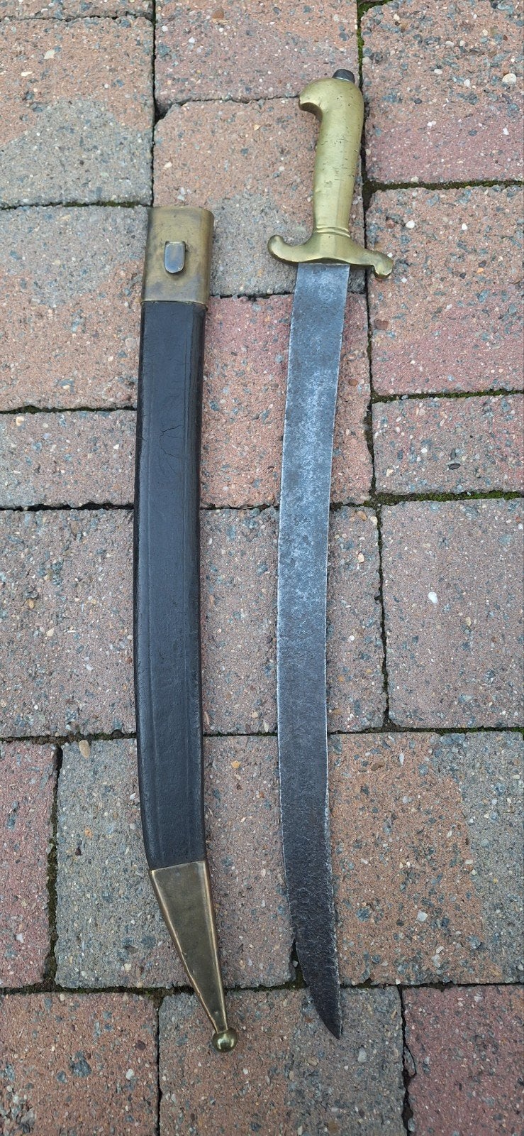 Ancien Glaive, Enlèvement