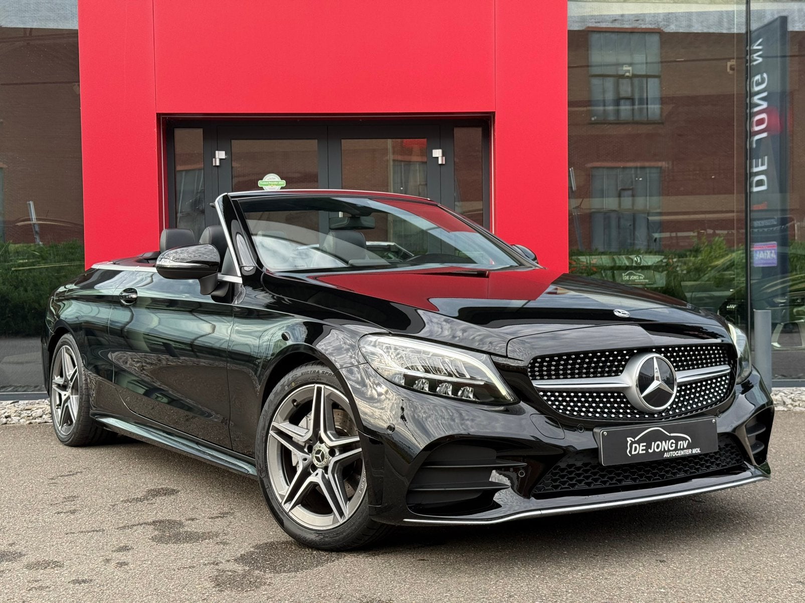 Mercedes C200-Cabrio MHE AMG/Led/Apple/Camera/Navi/Usb, Auto's, Automaat, 4 zetels, 4 cilinders, Cabriolet