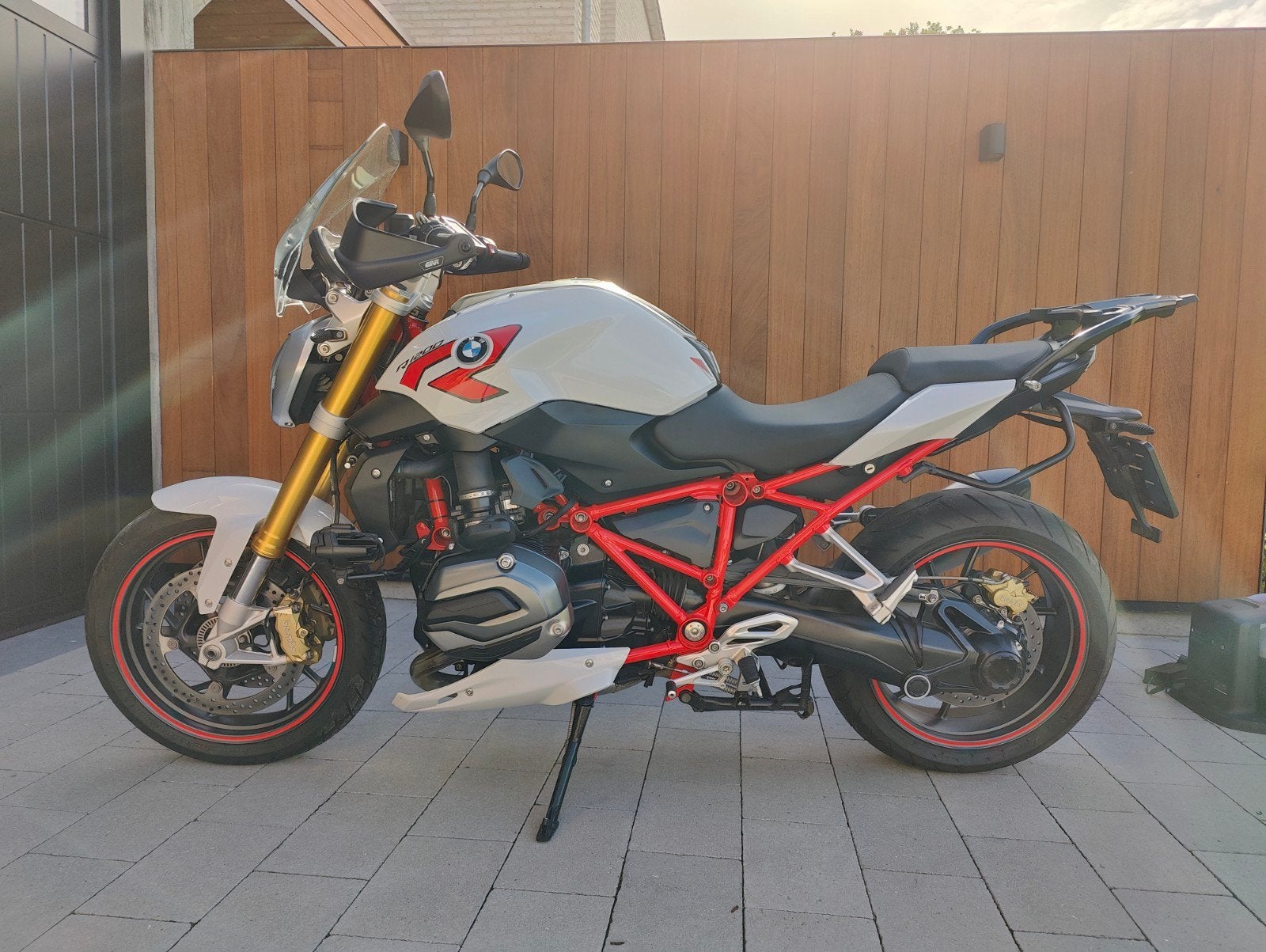 Bmw R1200R 2016 10500 km en option complète, Motos, Motos | BMW, Permis Moto A, Occasion, Plus de 35 kW, 2 cylindres