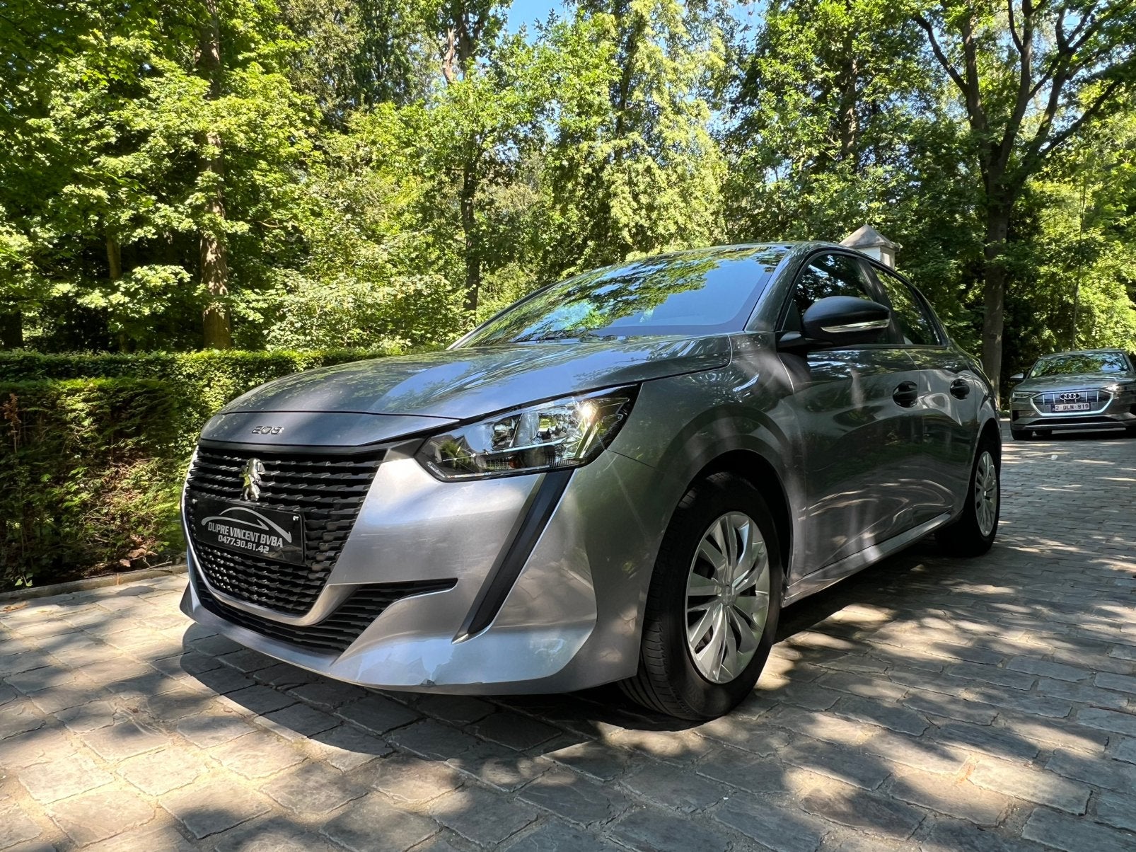 Peugeot 208 1.2i PureTech Active Pack*35000KM*, Autos, Peugeot, Argent ou Gris, Achat, Euro 6, Entreprise
