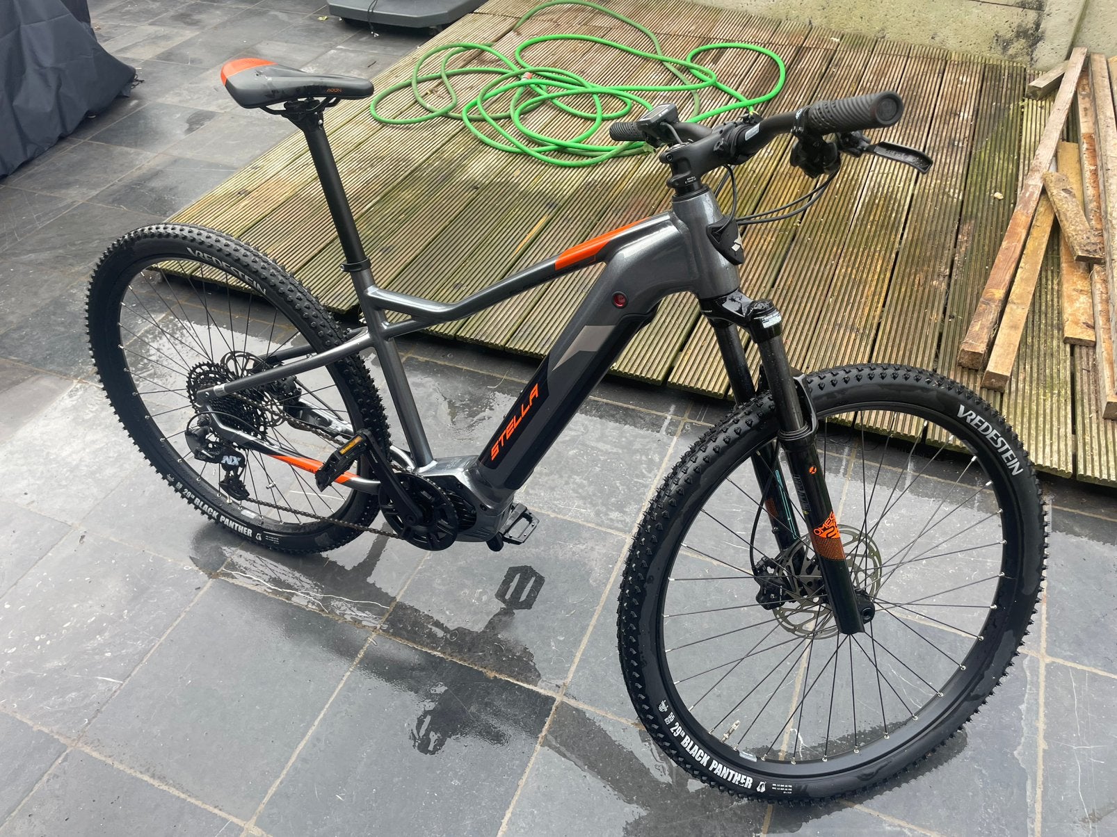 Stella el reventador, Vélos & Vélomoteurs, Enlèvement, Comme neuf