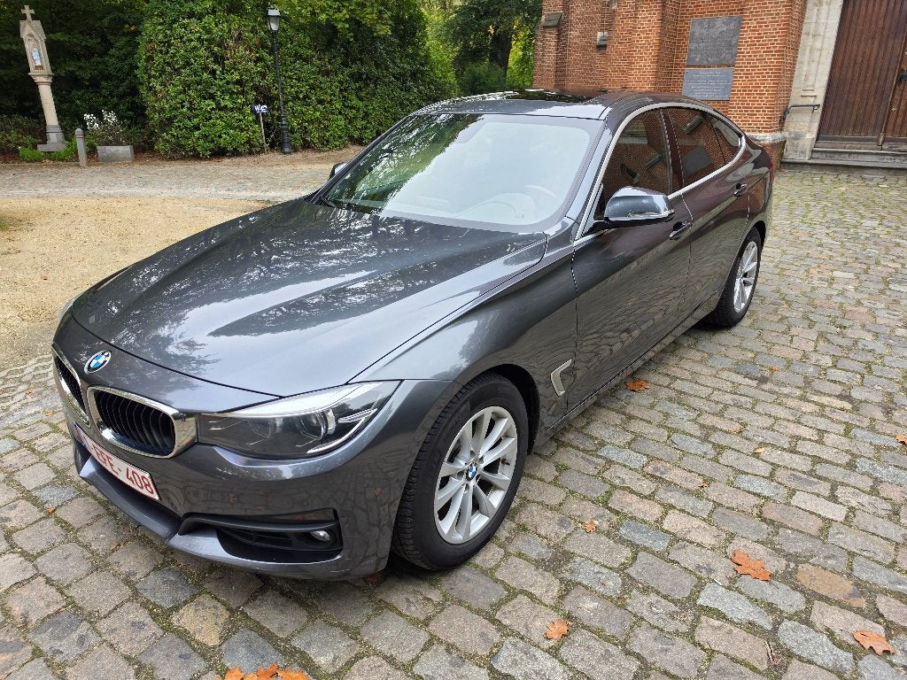 BMW 318dA GT Luxury 2017 – Automaat – Open dak – Goede staat, Autos, 100 kW, Argent ou Gris, Achat, Entretenue par le concessionnaire